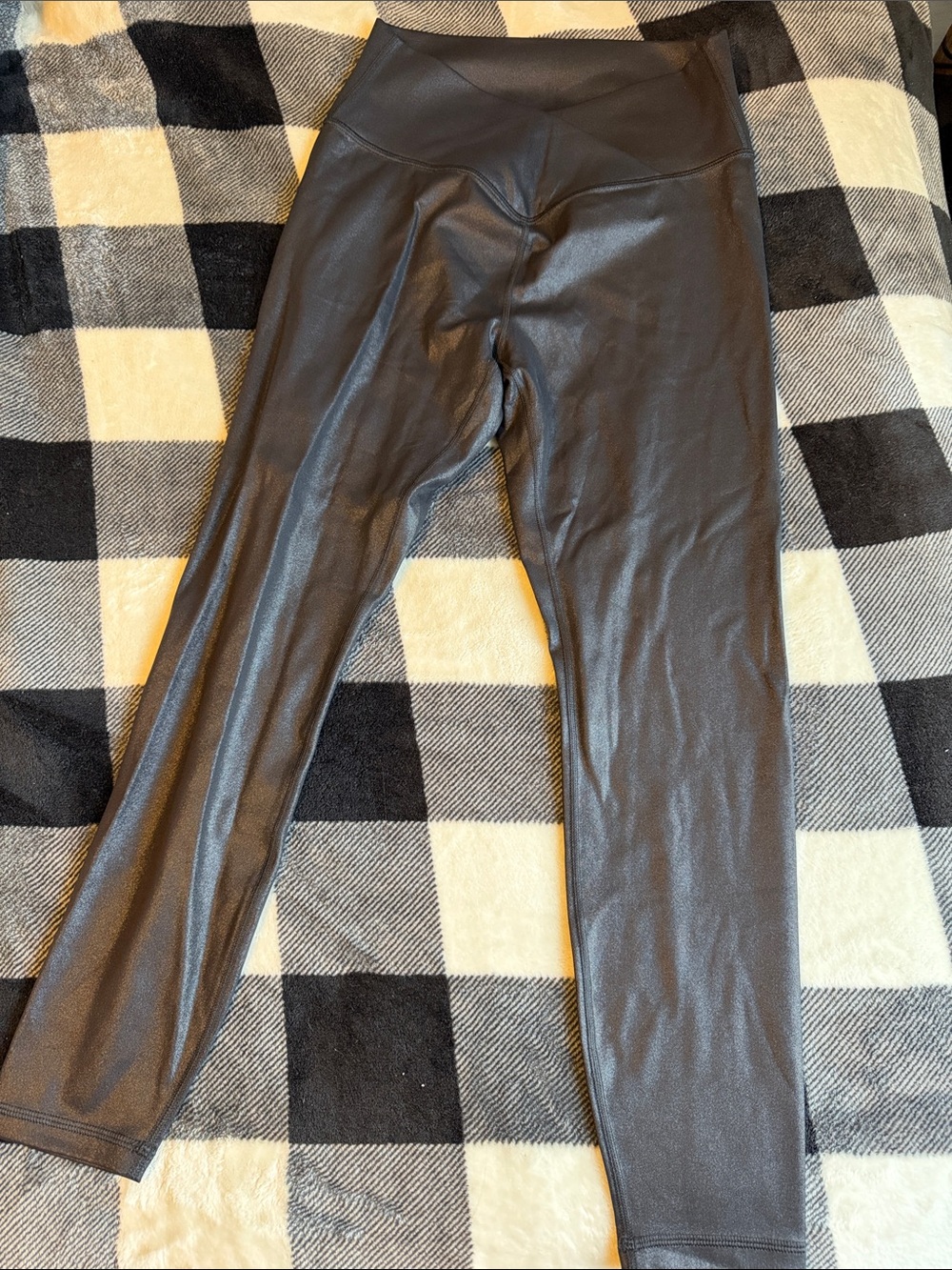Crz Yoga Crossover Leggings- Black shimmery size Large NWT